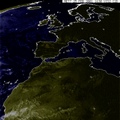 meteosat-dusk.jpg: Voici une image prise par M&eacute;t&eacute;osat 7 (satellite m&eacute;t&eacute;orologique g&eacute;ostationnaire) lors d\'un cr&eacute;puscule sur l\'Europe. MeteoSat